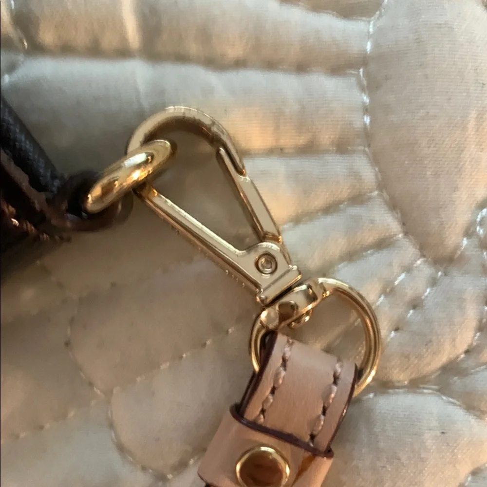 Michael Kors Chic dark burgundy Cream Clutch Wristlet with Glossy Finish - Picture 3 of 8